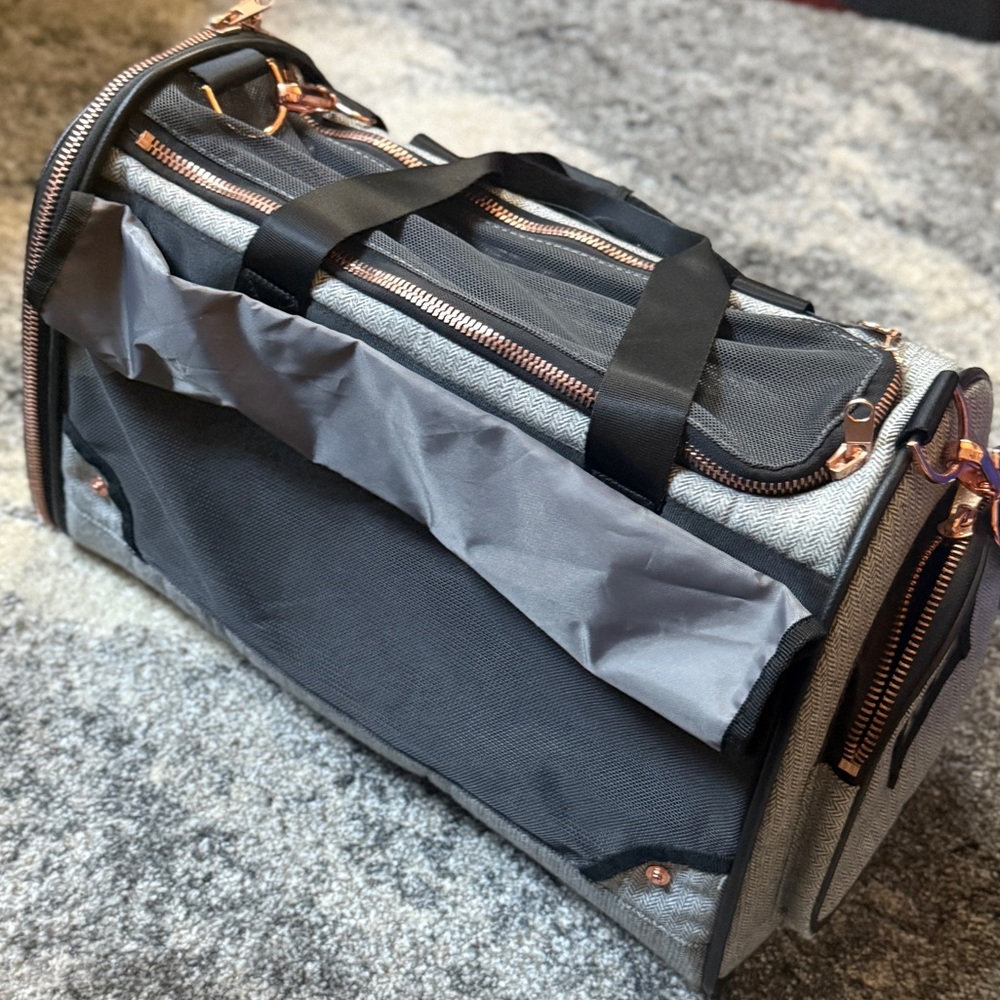 Bond & Co Black and Gray Pet Carrier